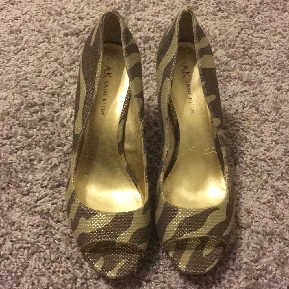 Anne Klein animal print heels